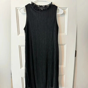 EUC Tahari Black Pleated Sleeveless Evening Dress Size Small